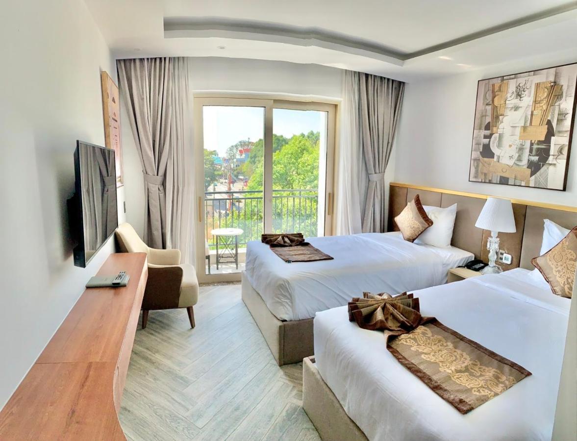 Ngon Avatar Hotel بلايكو المظهر الخارجي الصورة